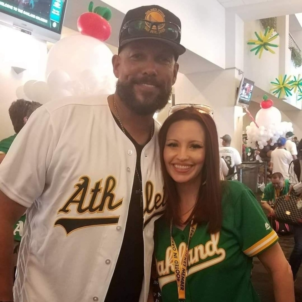 Hi I'm Jen & I ❤ ⚾️! Say Hi & Let's Get Acquainted! - Picture 5 of 16